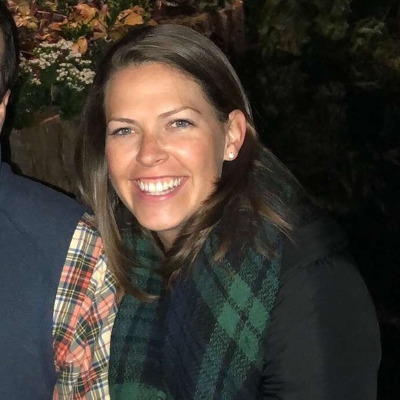 Meet your Posher, Lucy - Picture 1 of 1